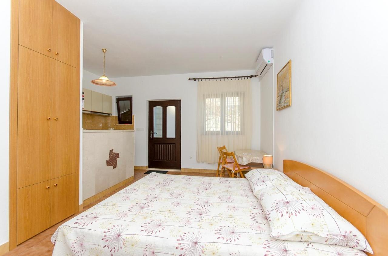 Apartments Goran بوستيرا المظهر الخارجي الصورة